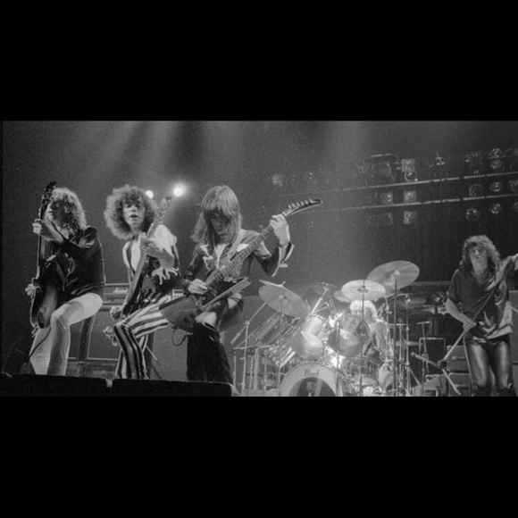 Meet your Posher, Khage - Picture 1 of 1